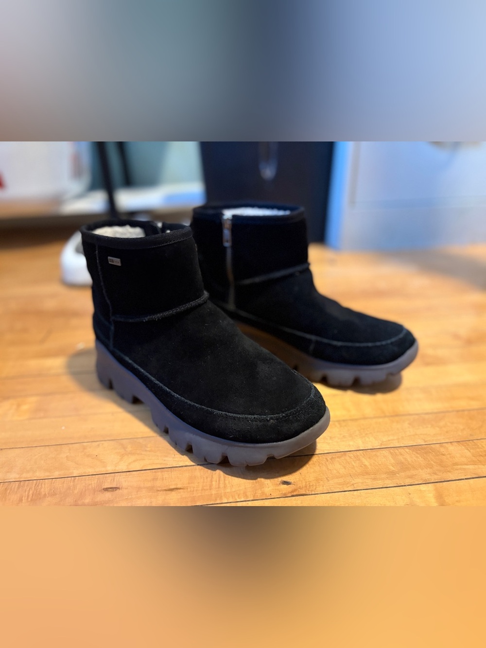 UGG Palomar Sneaker Boots Black Size 8.5